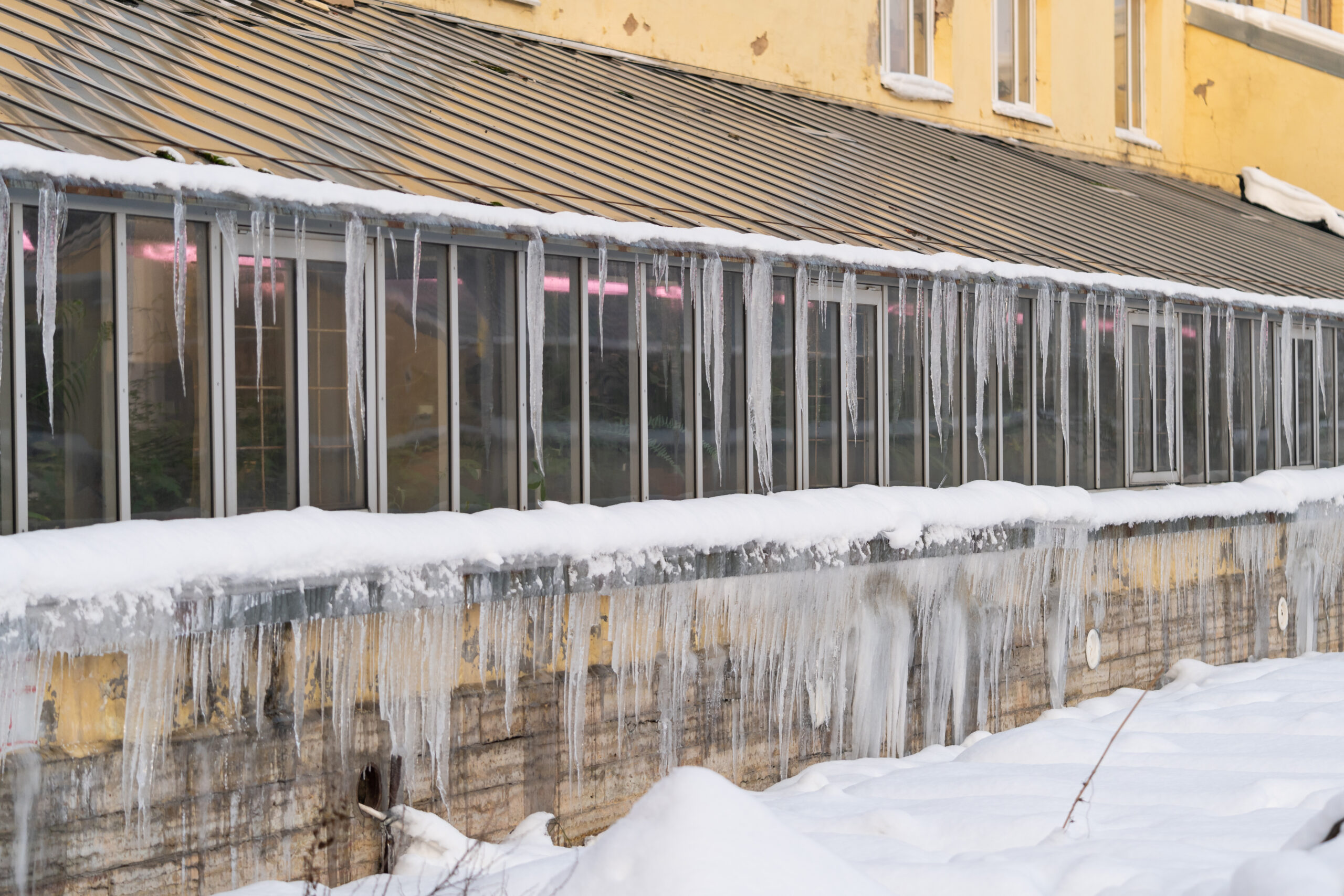 Çatı kar buz eritme ve don önleme çözümleri